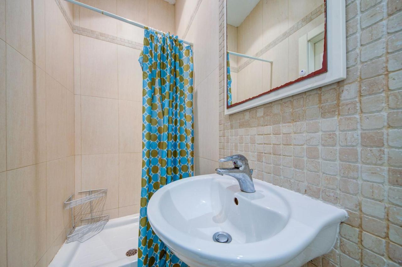 Victory View One Bedroom Apartment Валета Екстериор снимка