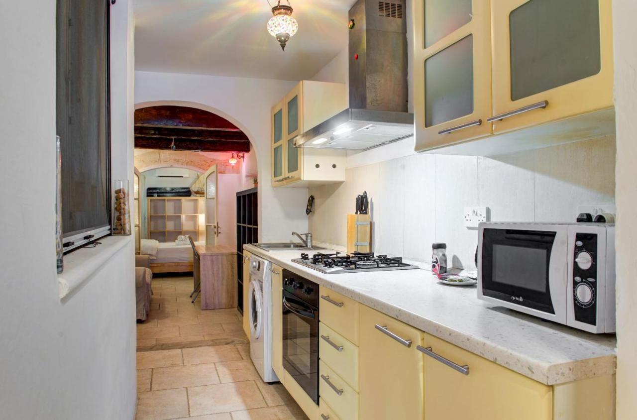 Victory View One Bedroom Apartment Валета Екстериор снимка