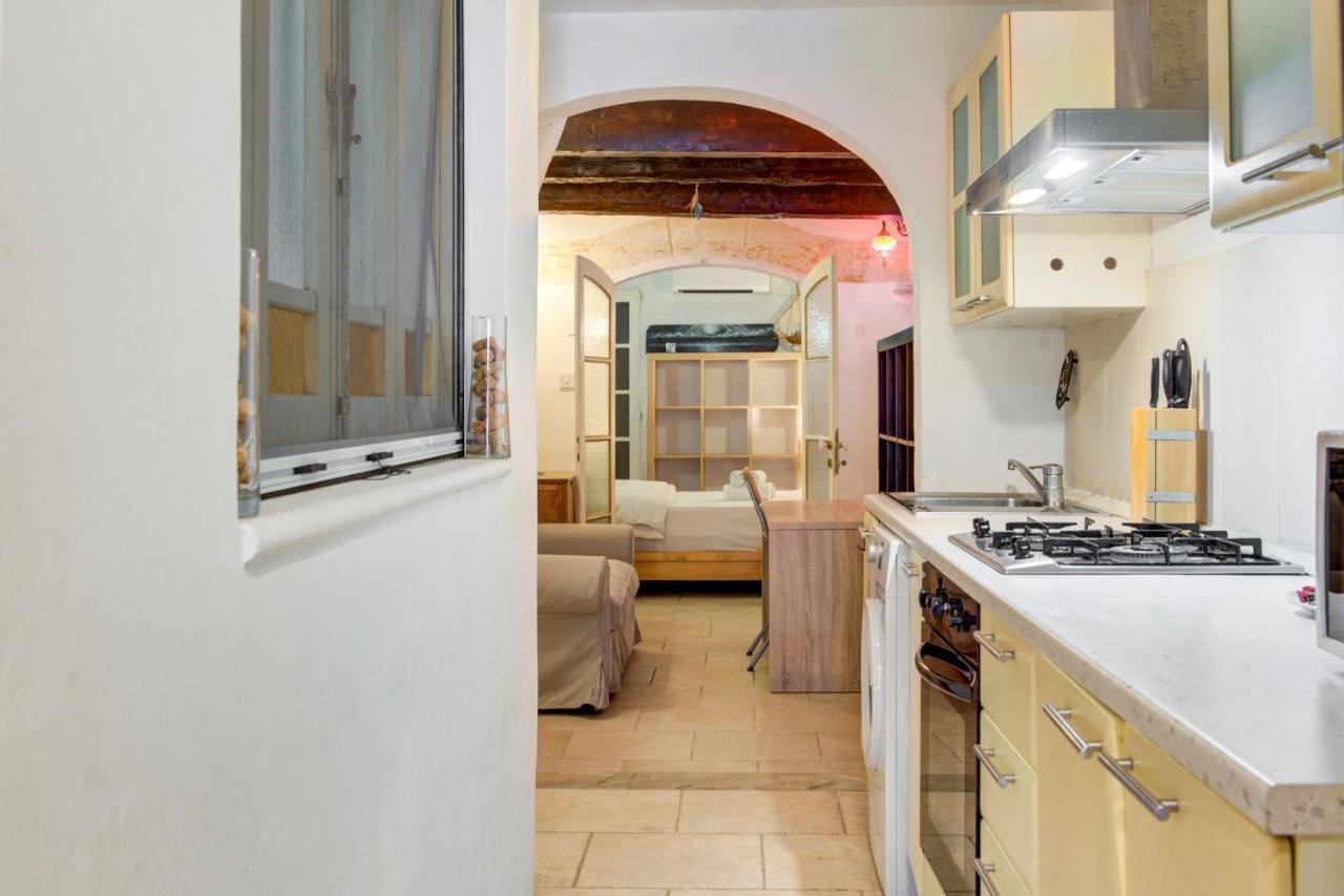 Victory View One Bedroom Apartment Валета Екстериор снимка